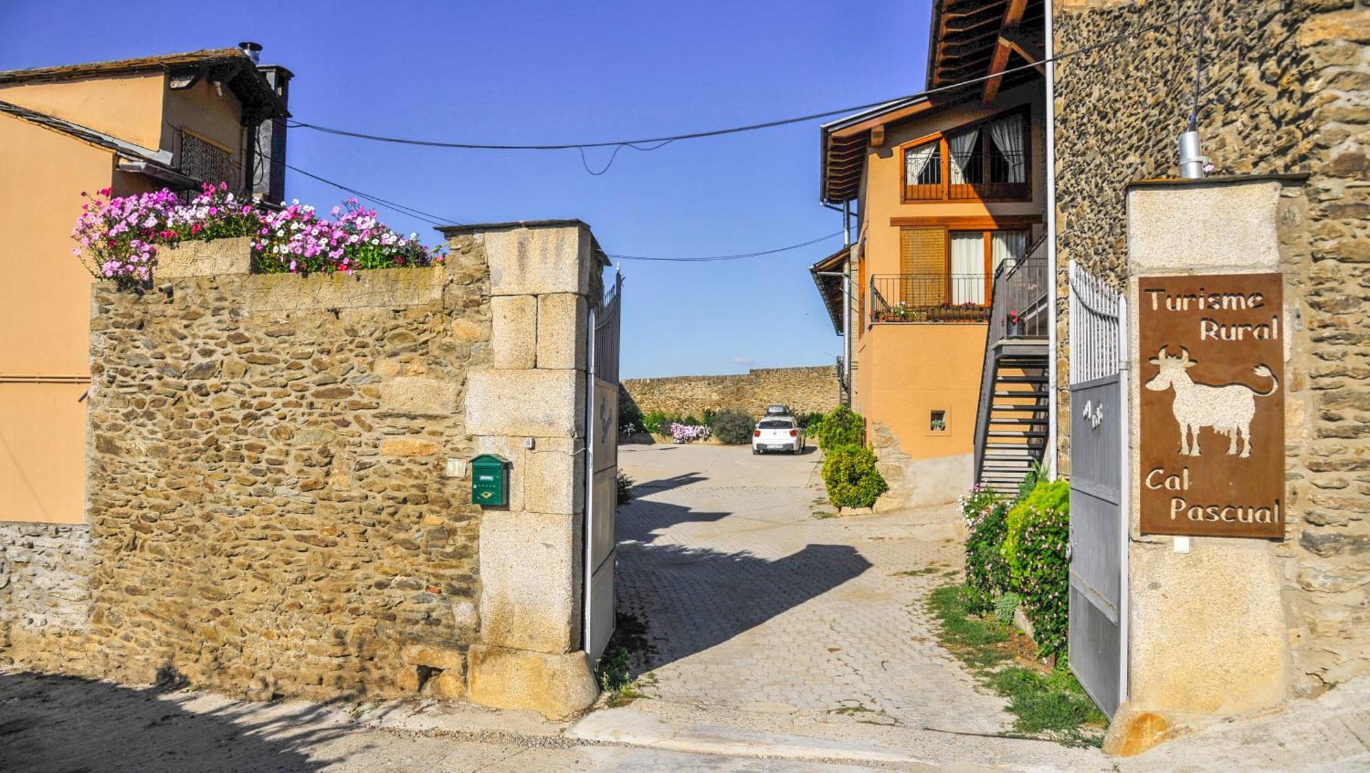 Hostal Cal Pascual Les Pereres Exterior foto