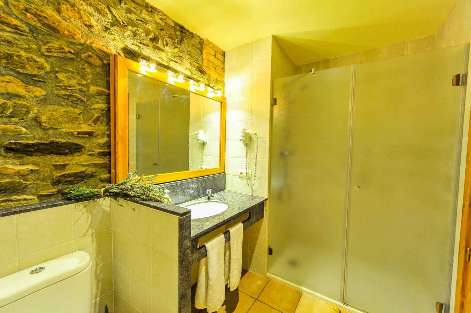 Hostal Cal Pascual Les Pereres Habitación foto