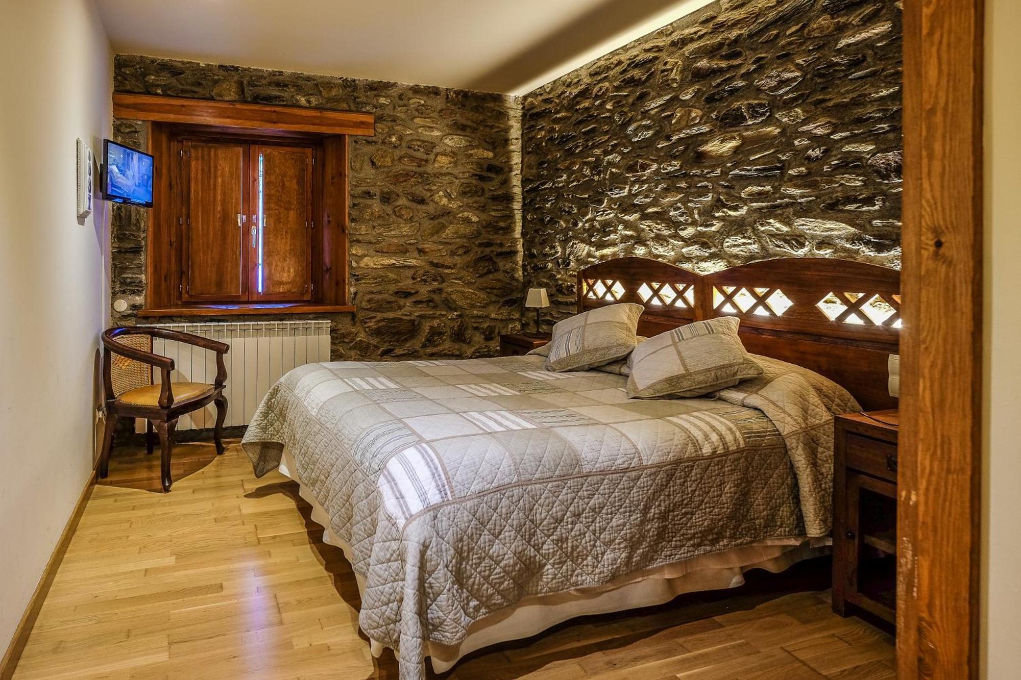 Hostal Cal Pascual Les Pereres Exterior foto